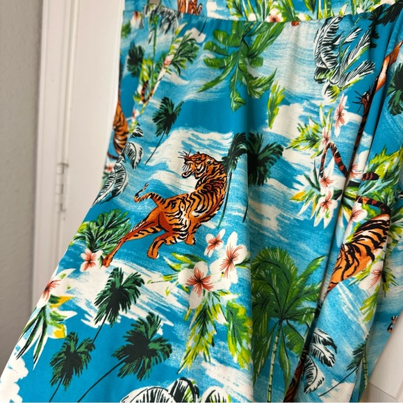 NWT Torrid Tiger Tropic Lightly Lined Mid Coverage Top + Swim Skirt Set 3X DD/F - Picture 10 of 14